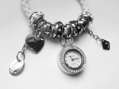 Женские часы-браслет (1П)